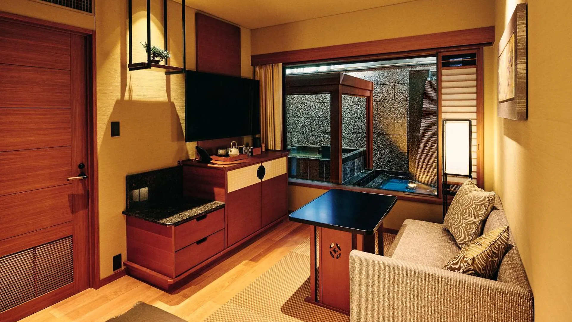 *****  Sora Niwa Terrace Kyoto Bettei Hotel Japan