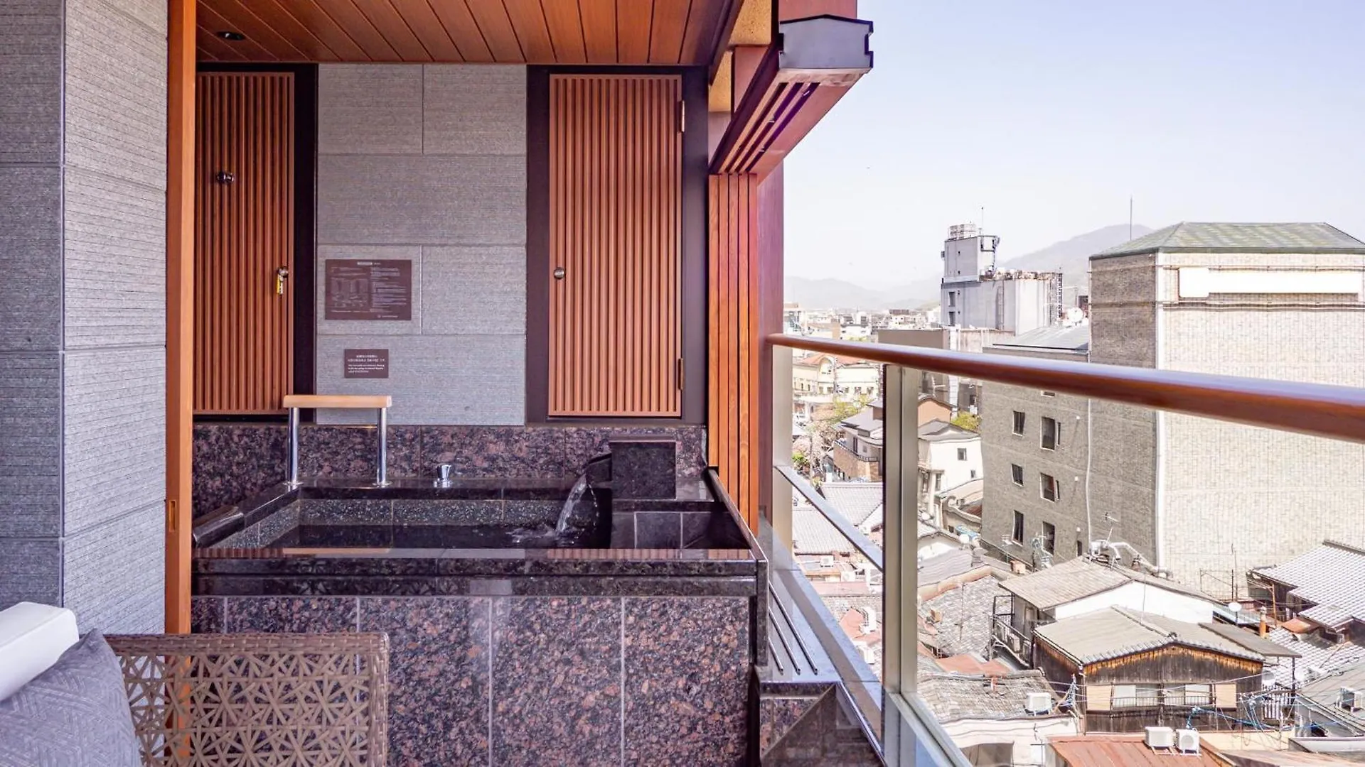 Hotel Sora Niwa Terrace Kyoto Bettei 5*,  Japonsko