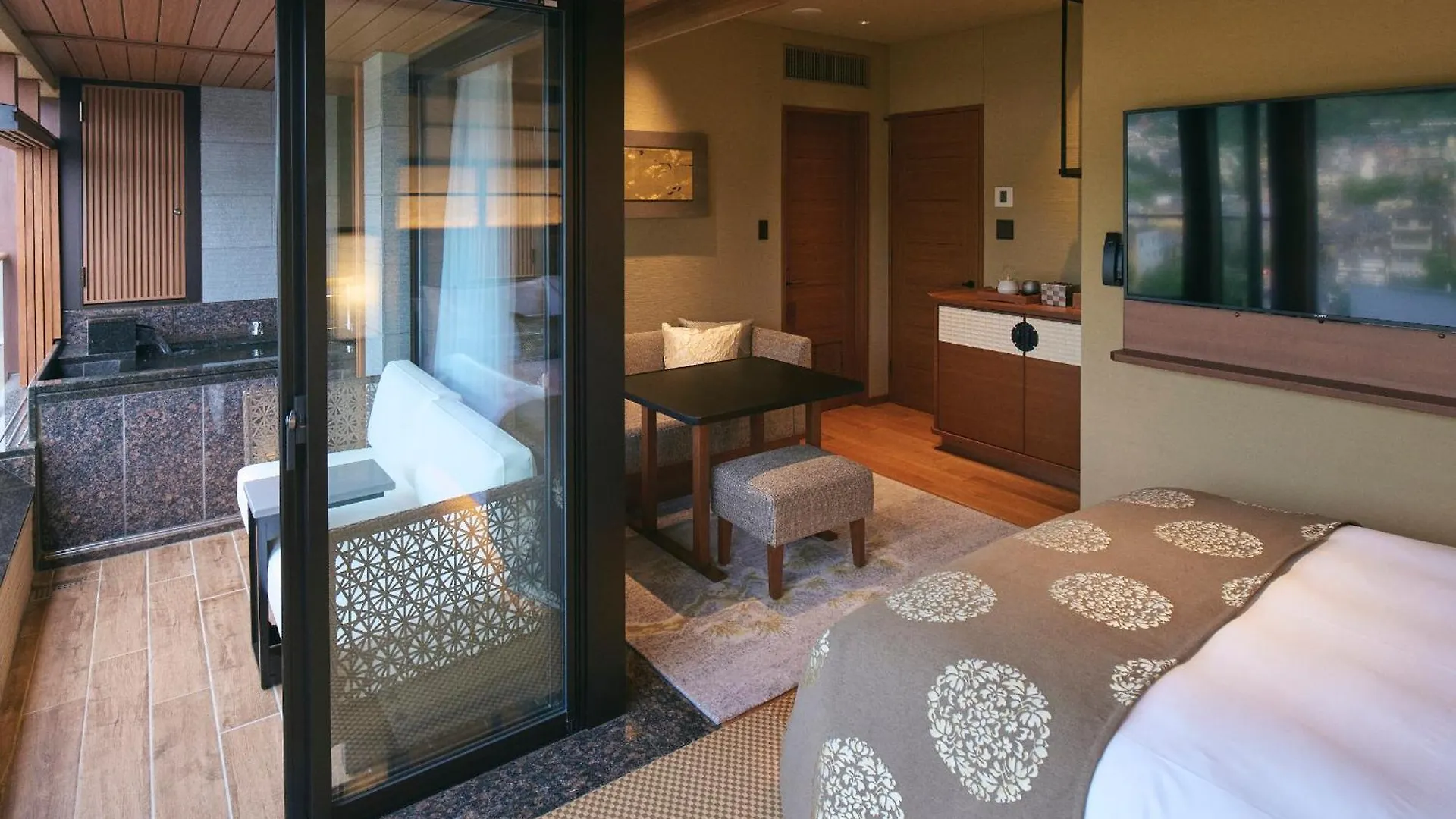 Hotel Sora Niwa Terrace Kyoto Bettei